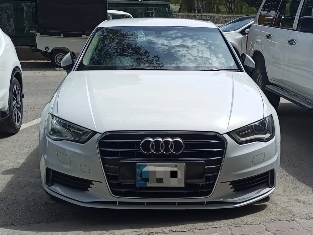 audi-a3-2014-82366639